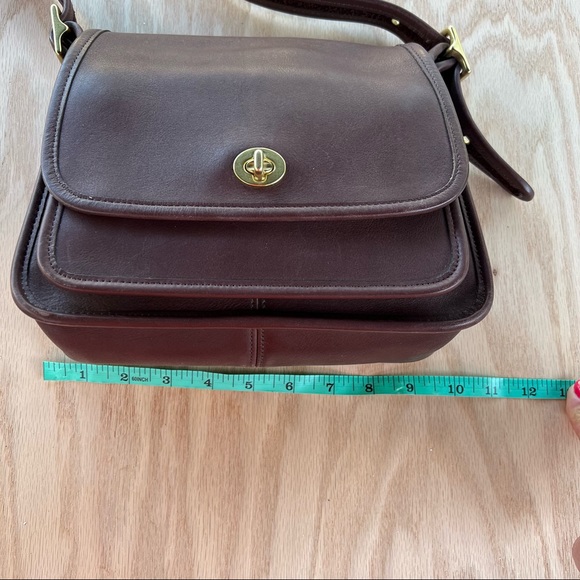 Coach Vintege Crossbody Bag - Picture 11 of 16